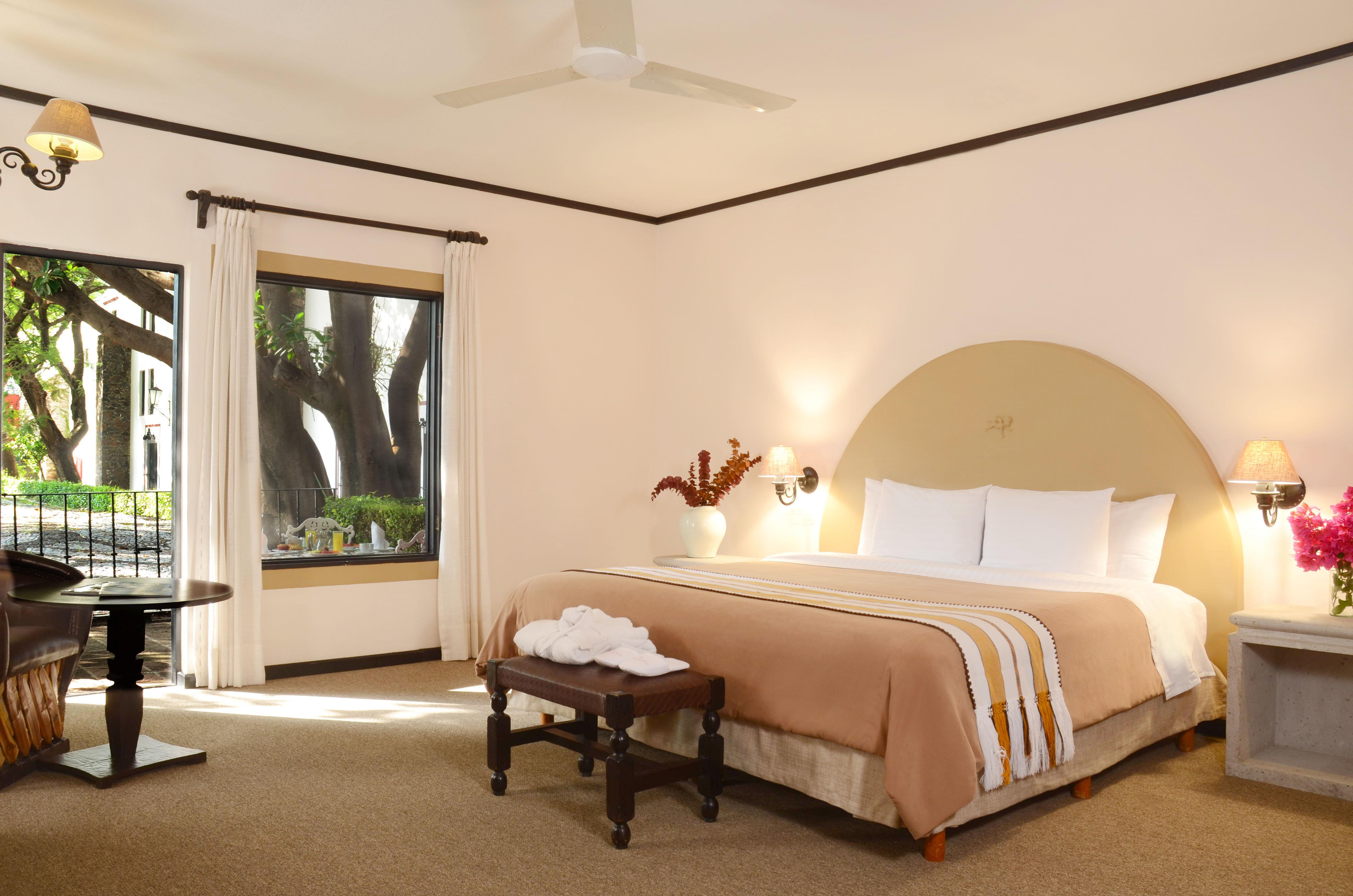 Hacienda Jurica By Brisas Hotel Queretaro Exterior photo A bedroom at Hotel El Rey de los Ángeles