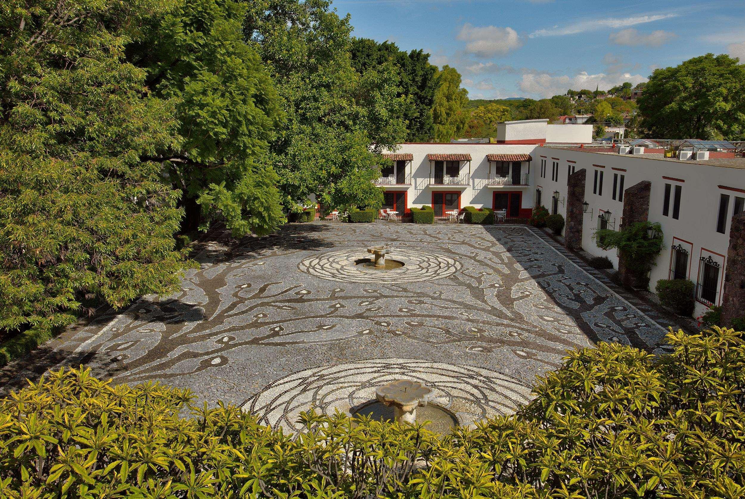 Hacienda Jurica By Brisas Hotel Queretaro Exterior photo The main courtyard of the school