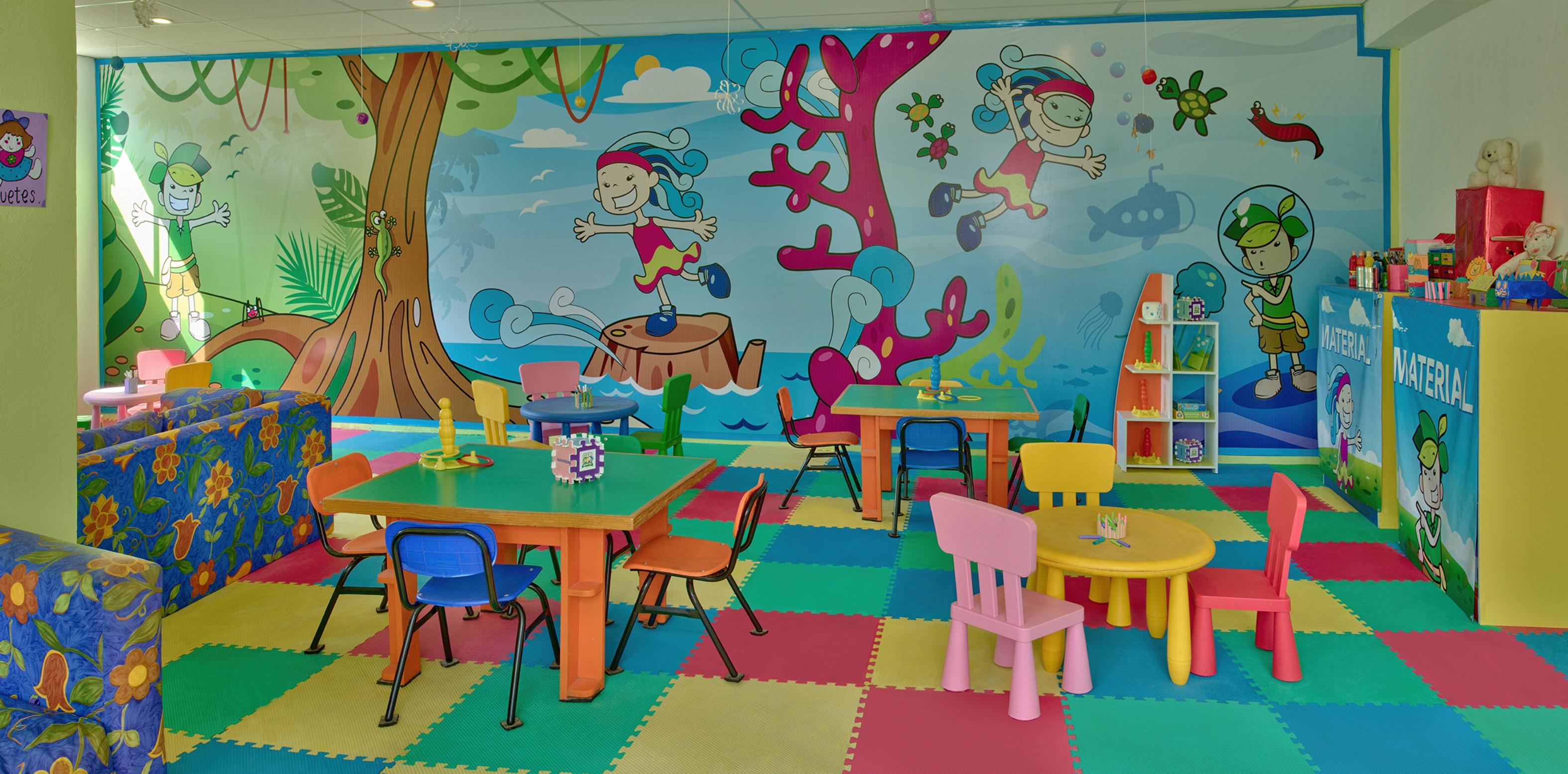 Hacienda Jurica By Brisas Hotel Queretaro Exterior photo A children's play area at a restaurant in India