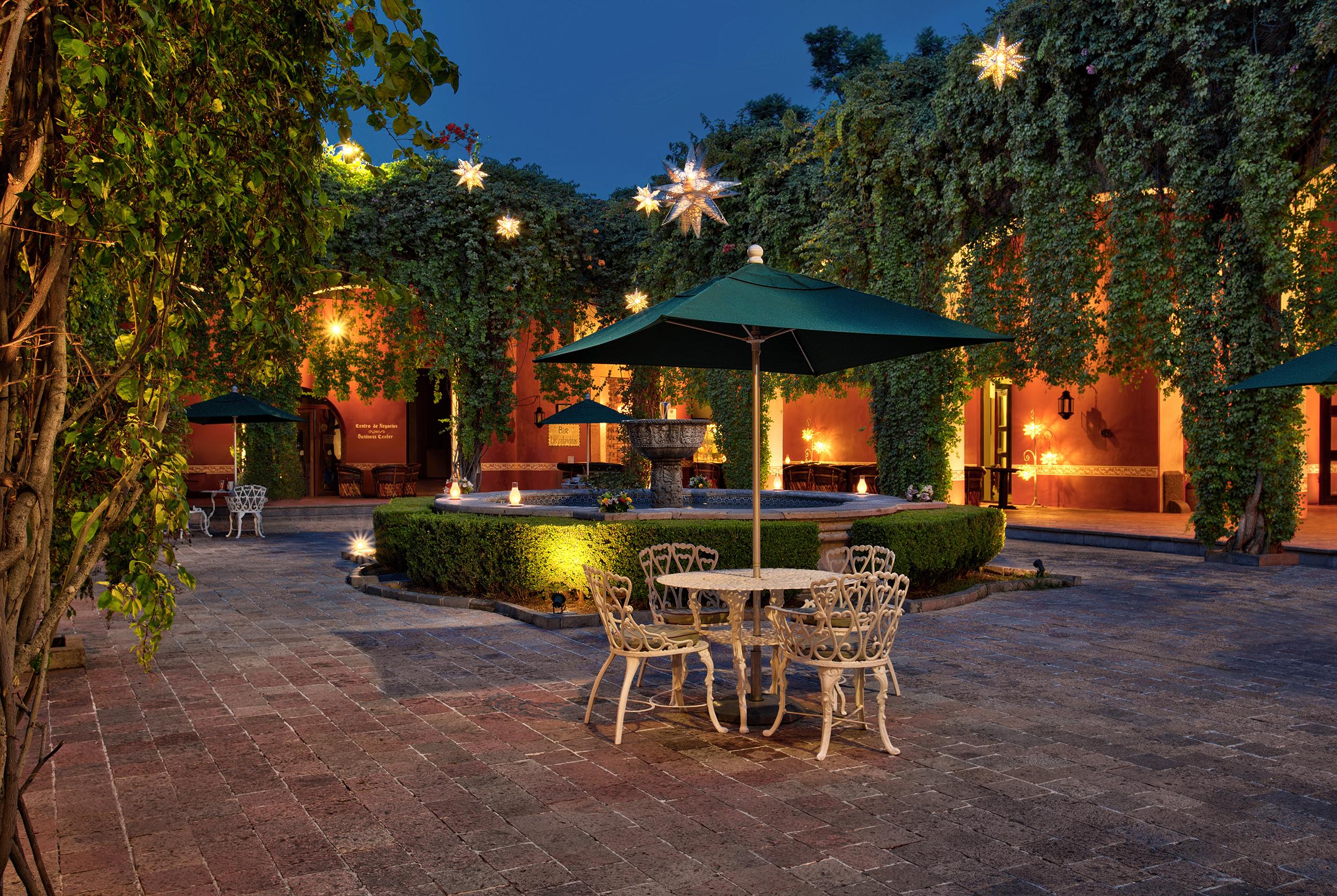 Hacienda Jurica By Brisas Hotel Queretaro Exterior photo The hotel's courtyard