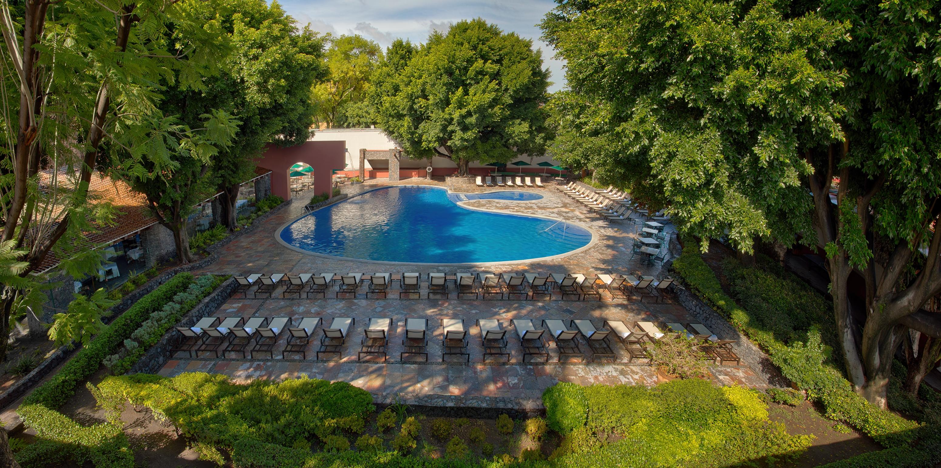 Hacienda Jurica By Brisas Hotel Queretaro Exterior photo The pool at the hotel